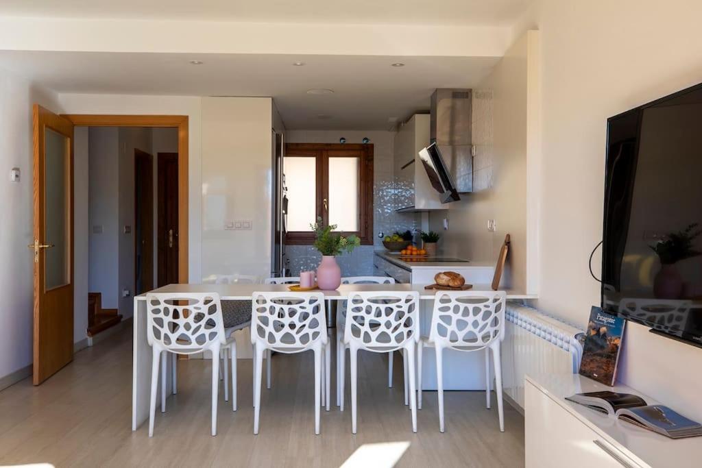 Casa Nieves Apartment Villanua Exterior photo